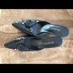 Brighton Heels Black Size 8